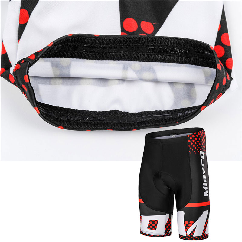 شورت رجالي للدراجات، مبطن بجل  - مراجعة Padded Cycling Shorts 5D Gel وسعره